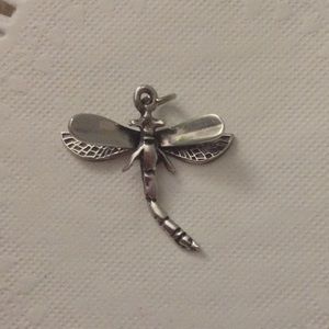 🌼sterling silver dragonfly charm🌼